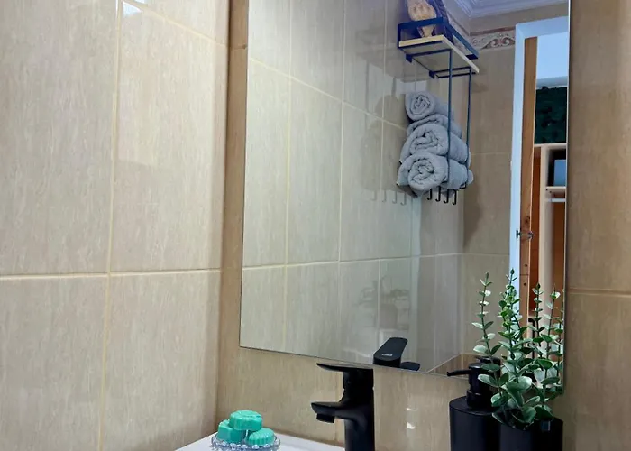 Marine's 아파트 시미